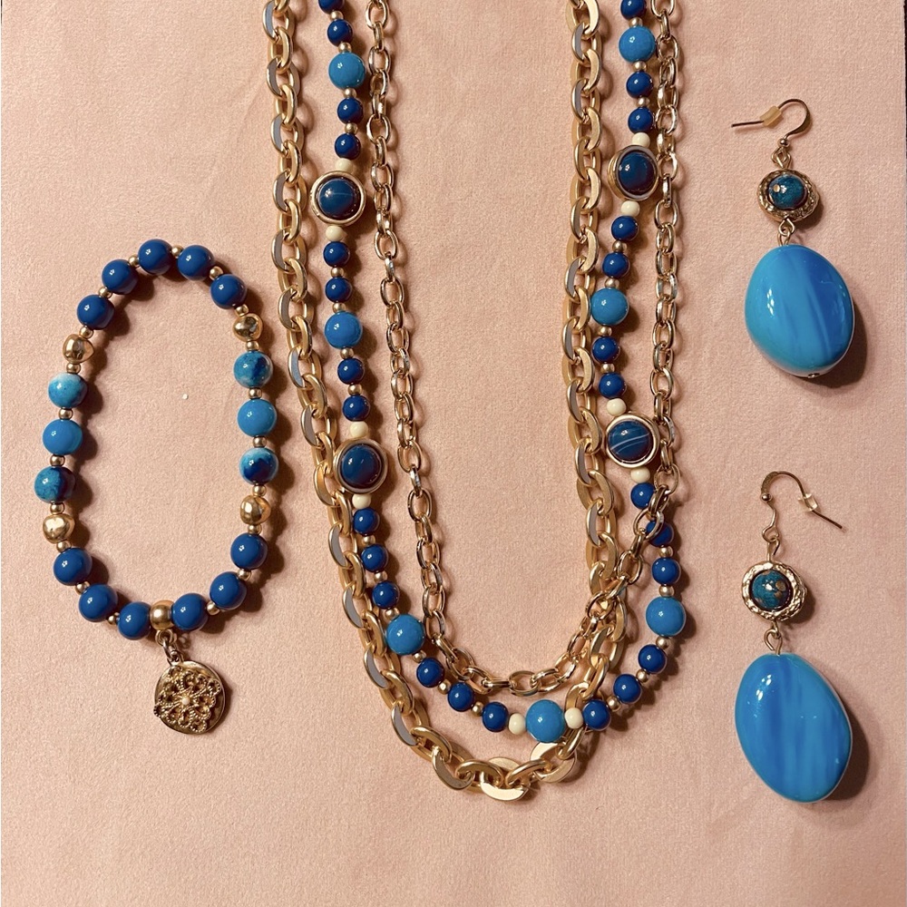 Chicos Three Strand Blue Beaded & Gold Necklace 16” Earrings 2 1/2” Bracelet 7”